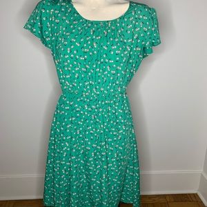 West Kei Green Peaches dress.  Size medium. NWOT.